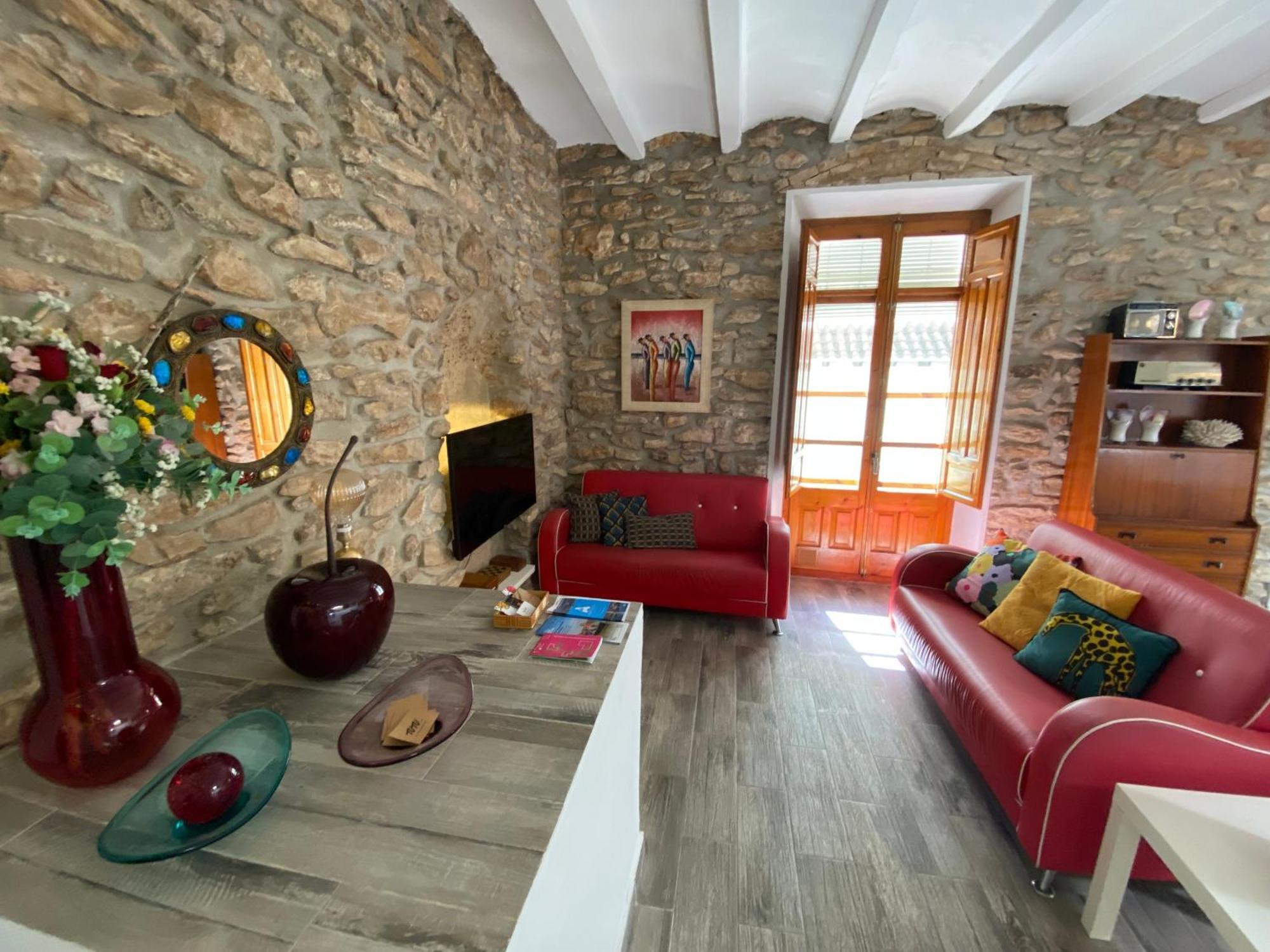 Tutu Llar Us Turistic Villa Ампоста Екстериор снимка